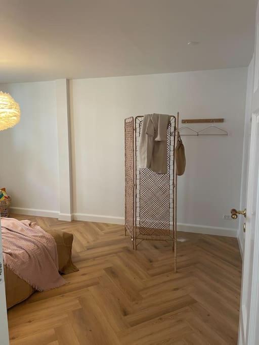 Nyrenoveret Charmerende Lejlighed I Odense C! Exterior foto