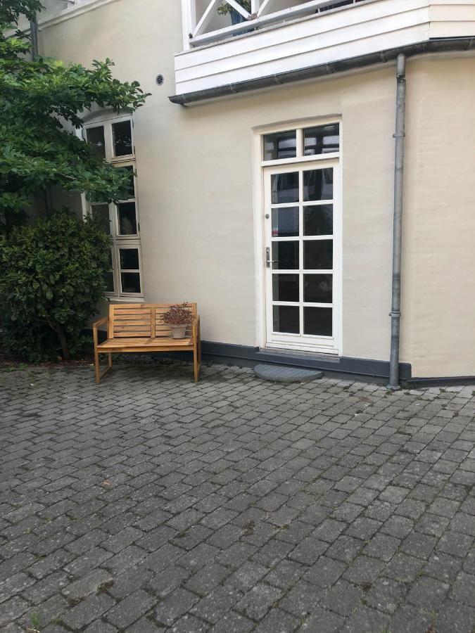 Nyrenoveret Charmerende Lejlighed I Odense C! Exterior foto